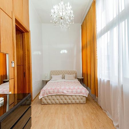 Town Center Rustaveli Aparthotel Tbilisi Exterior photo